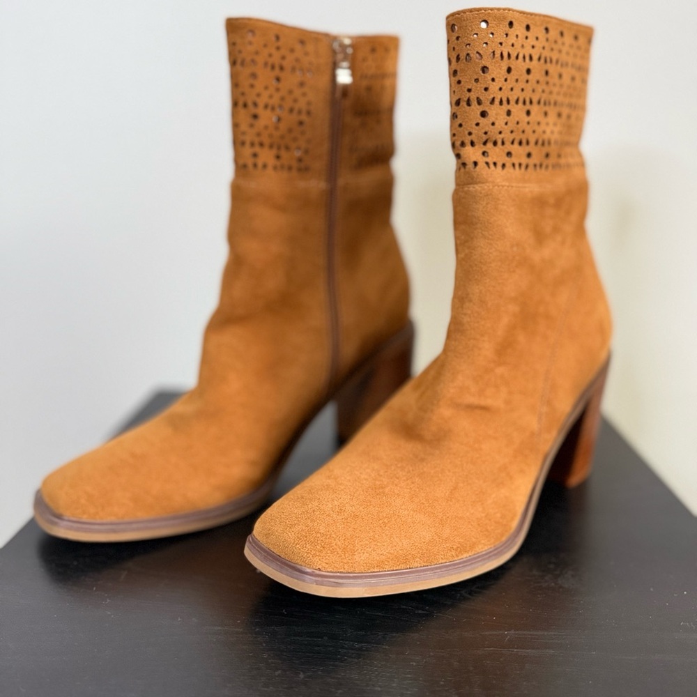 Camel Faux Suede Perforated Ankle Boots Stacked Heel Size 10